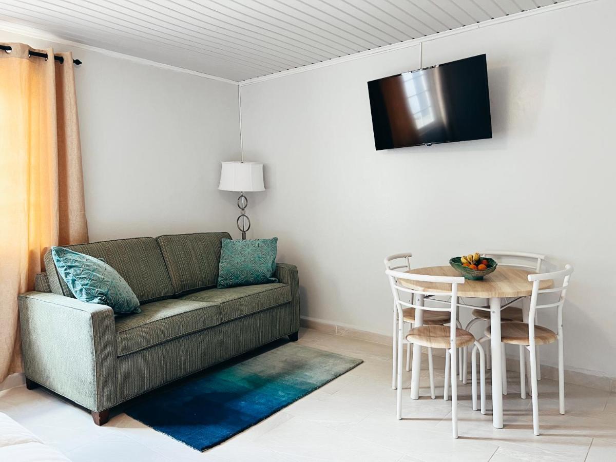 Aruba Bliss Condos โอรันเยสตัด ภายนอก รูปภาพ